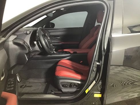 Used 2022 Lexus UX 250h F Sport image 9