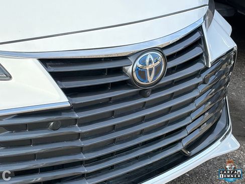 Used 2020 Toyota Avalon Limited w/ Advanced Safety Package image 6