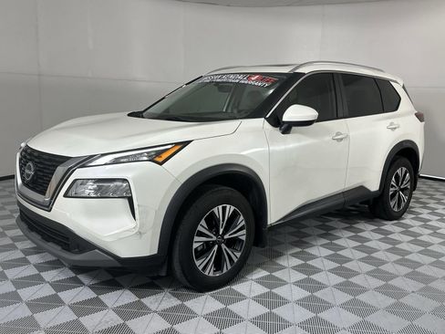 Certified 2023 Nissan Rogue SV w/ SV Premium B Package image 4