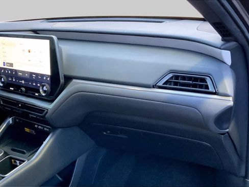 Used 2024 Lexus TX 350 FWD w/ Captains Chair Package image 16
