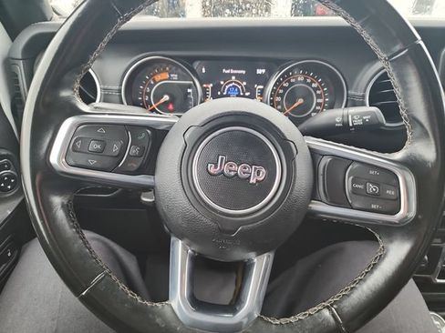 Used 2022 Jeep Gladiator Overland w/ Popular Equipment Package AWD/4WD image 14