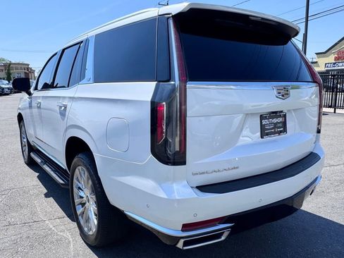Used 2023 Cadillac Escalade Premium Luxury w/ LPO, Floor Liner Package RWD image 5