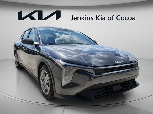 New 2026 Kia K4 FWD image 12