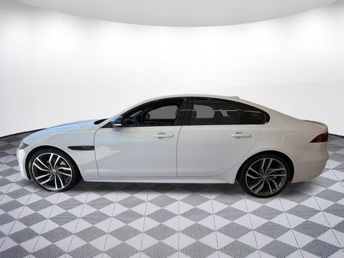 Used 2024 Jaguar XF R-Dynamic SE AWD/4WD image 2