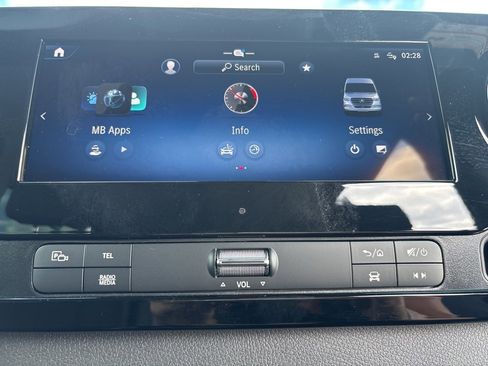 Used 2025 Mercedes-Benz Sprinter 2500 image 34