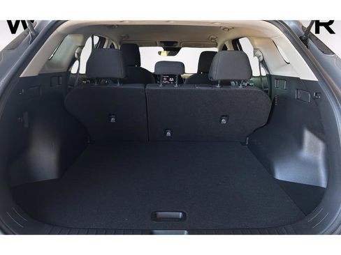 Used 2025 Kia Sportage LX FWD image 19