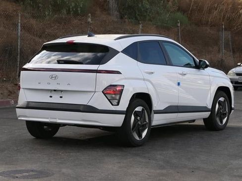 New 2025 Hyundai Kona SEL image 32