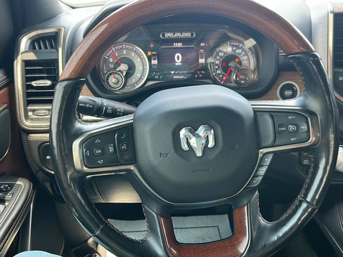 Used 2019 RAM 1500 Limited AWD/4WD image 15