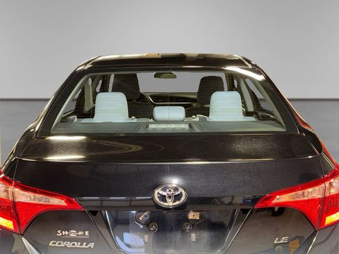 Used 2019 Toyota Corolla LE image 15