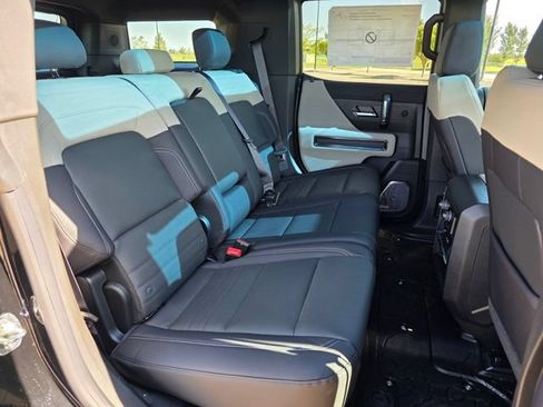 New 2026 GMC Hummer EV SUV AWD/4WD image 40