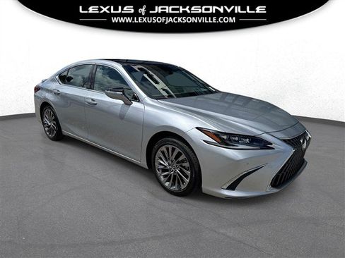 Used 2024 Lexus ES 350 Ultra Luxury w/ Accessory Package (Z2) FWD image 1