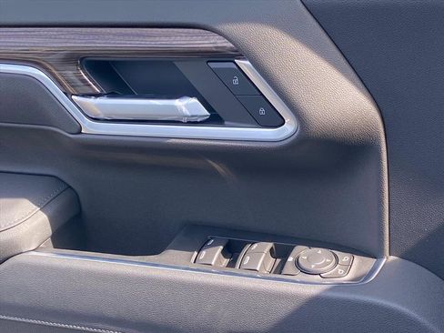 New 2026 Chevrolet Silverado 1500 RST w/ LPO, Dark Essentials Package image 18