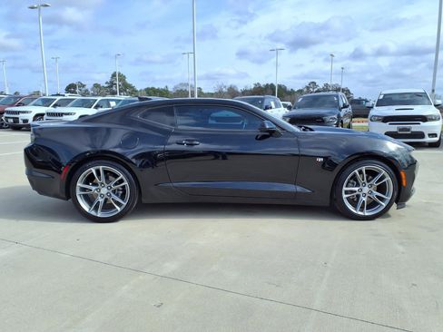 Used 2024 Chevrolet Camaro LT w/ RS Package image 5