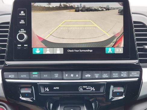 Certified 2025 Honda Odyssey Sport-L image 18