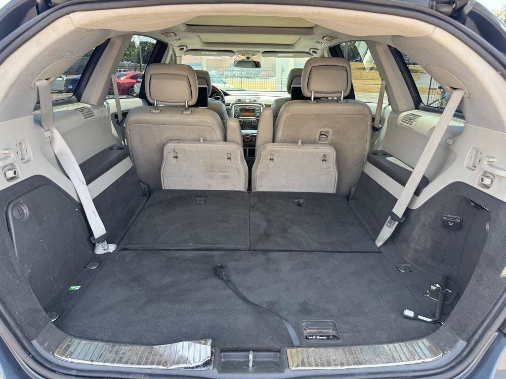 Used 2011 Mercedes-Benz R 350 4MATIC image 25