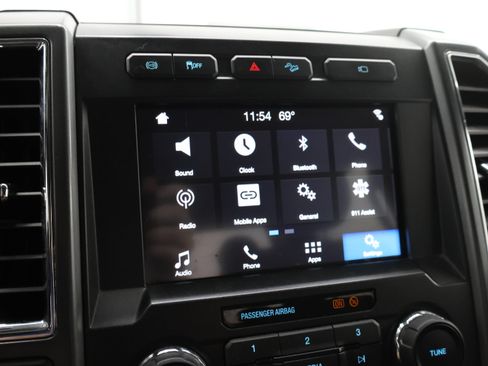 Used 2017 Ford F250 XLT w/ XLT Premium Package AWD/4WD image 53