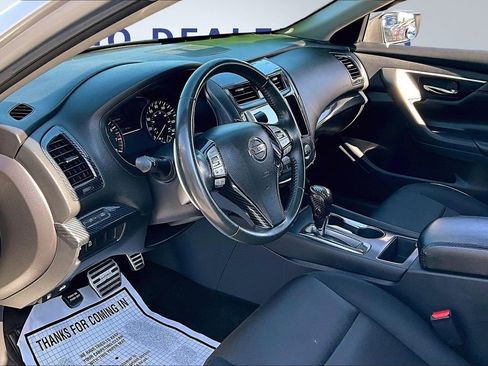 Used 2017 Nissan Altima 2.5 SR image 17