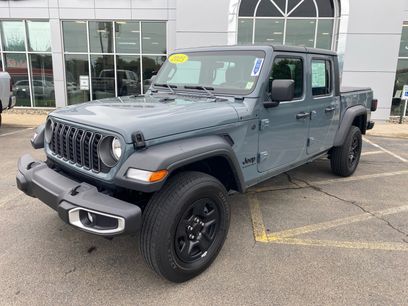 Used 2025 Jeep Gladiator Sport
