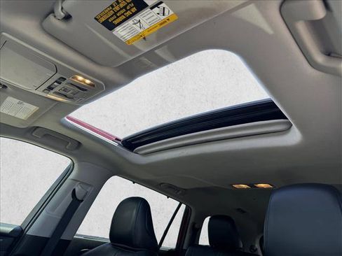 Used 2022 Toyota Highlander XLE FWD image 26