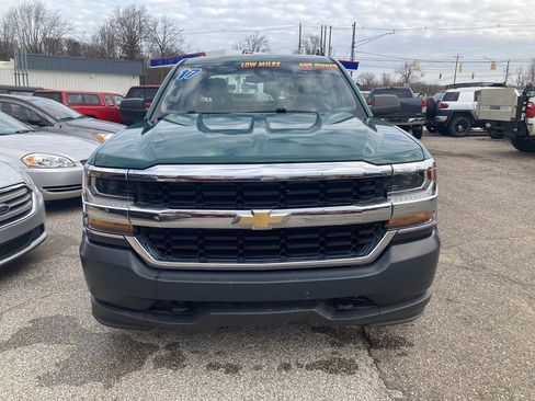 Used 2017 Chevrolet Silverado 1500 W/T AWD/4WD image 3