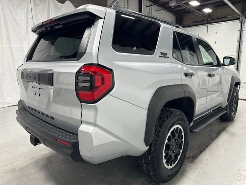 Used 2025 Toyota 4Runner TRD Off-Road image 7