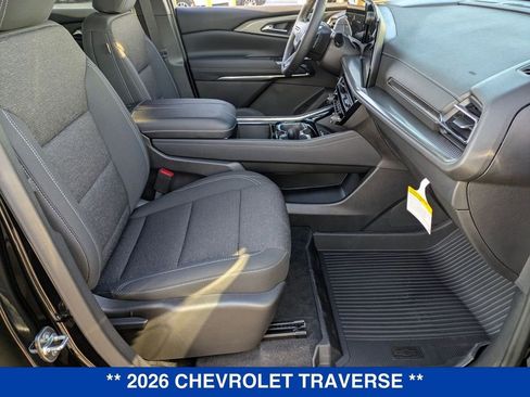 New 2026 Chevrolet Traverse LT w/ Sun and Wheel Package FWD image 40