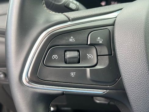 Certified 2025 Buick Encore GX Preferred FWD image 29