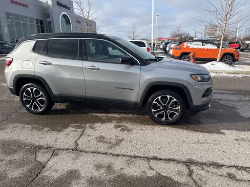 Certified 2023 Jeep Compass Limited image 8