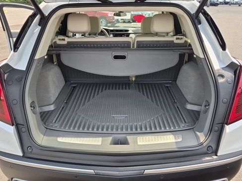 Certified 2023 Cadillac XT5 Premium Luxury w/ LPO, Floor Liner Package AWD/4WD image 25
