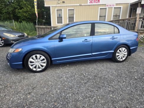 Used 2010 Honda Civic LX image 23