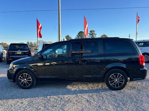 Used 2019 Dodge Grand Caravan GT image 20