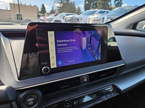 Used 2024 Toyota Prius LE image 24