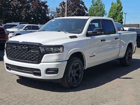 New 2026 RAM 1500 4x4 Crew Cab image 3