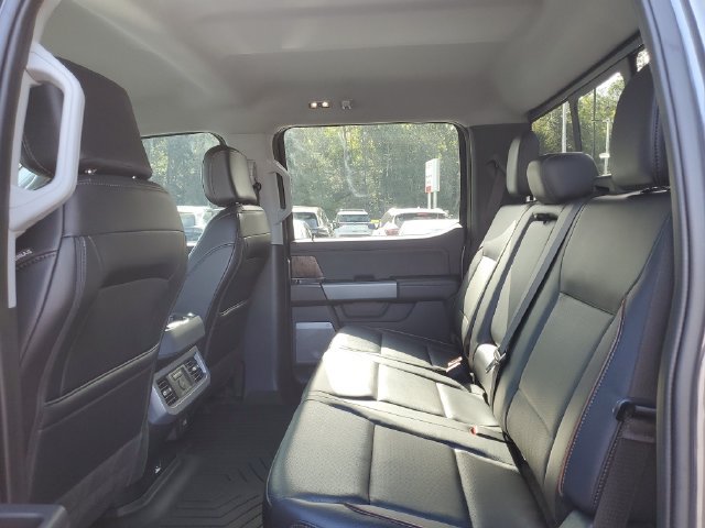 Used 2025 Ford F250 Lariat w/ Black Appearance Package AWD/4WD image 9