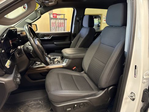 Used 2024 Chevrolet Silverado 1500 RST w/ All Star Edition Plus AWD/4WD image 5
