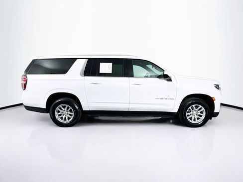 Used 2024 Chevrolet Suburban LT image 11