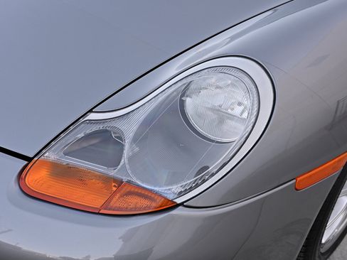 Used 2001 Porsche Boxster S RWD image 31