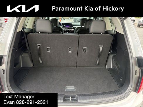 Used 2025 Kia Telluride S AWD/4WD image 11