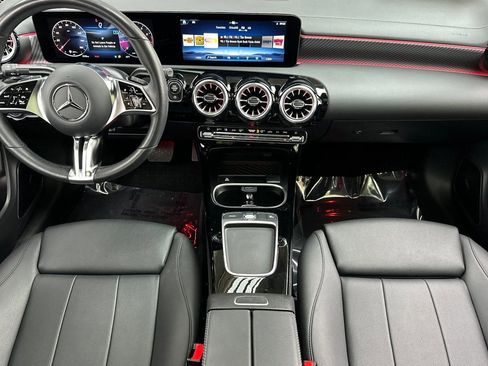 Certified 2025 Mercedes-Benz CLA 250 4MATIC image 28