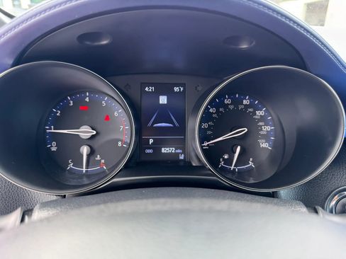 Used 2021 Toyota C-HR XLE FWD image 25