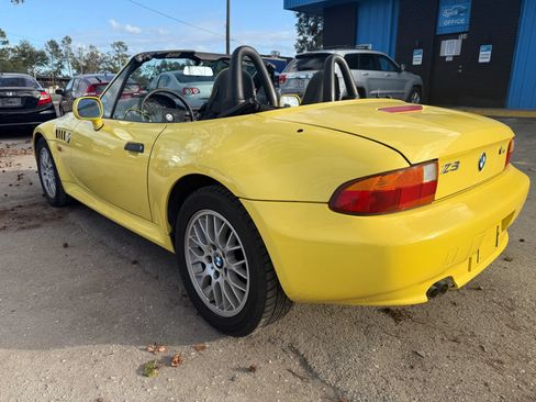 Used 1998 BMW Z3 2.8 RWD image 2