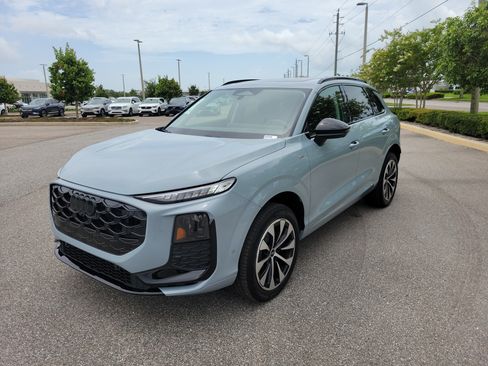 New 2026 Audi Q3 quattro 2.0T AWD/4WD image 8