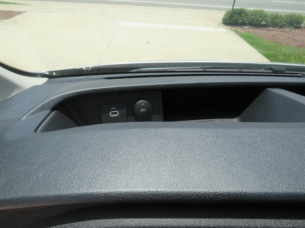 Used 2025 Ford Transit 250 Low Roof w/ Exterior Upgrade Package RWD image 9