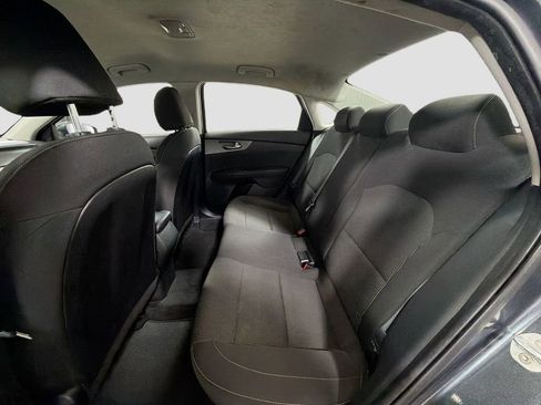 Used 2020 Kia Forte LXS FWD image 24
