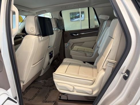 Used 2021 GMC Yukon Denali w/ Denali Ultimate Package image 23