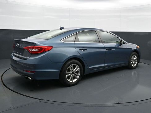 Used 2017 Hyundai Sonata SE FWD image 7