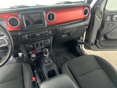 Used 2021 Jeep Wrangler Rubicon AWD/4WD image 19