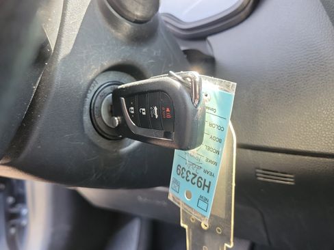 Used 2024 Toyota Corolla LE FWD image 30