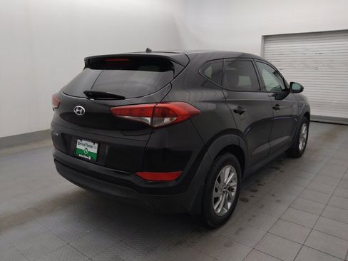 Used 2018 Hyundai Tucson SE image 9