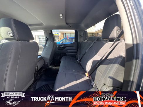 Used 2020 Chevrolet Silverado 1500 Custom Trail Boss w/ Custom Convenience Package image 11